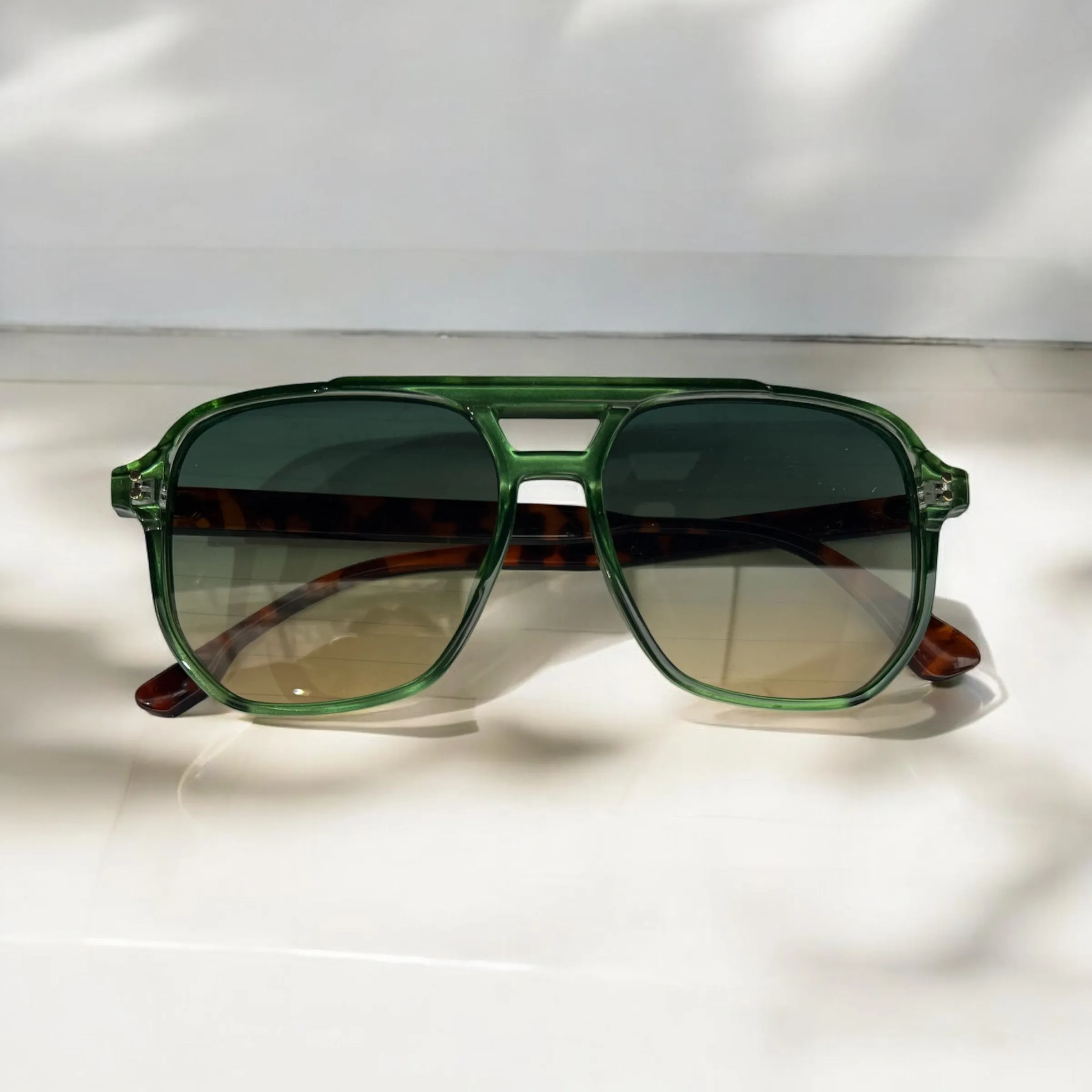 Dallas Aviator Sunglasses - Green/Leopard
