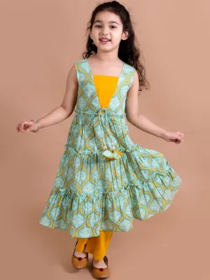 Girls Green Printed Pure Cotton Kurta With Trousers