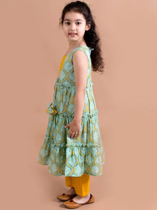 Girls Green Printed Pure Cotton Kurta With Trousers