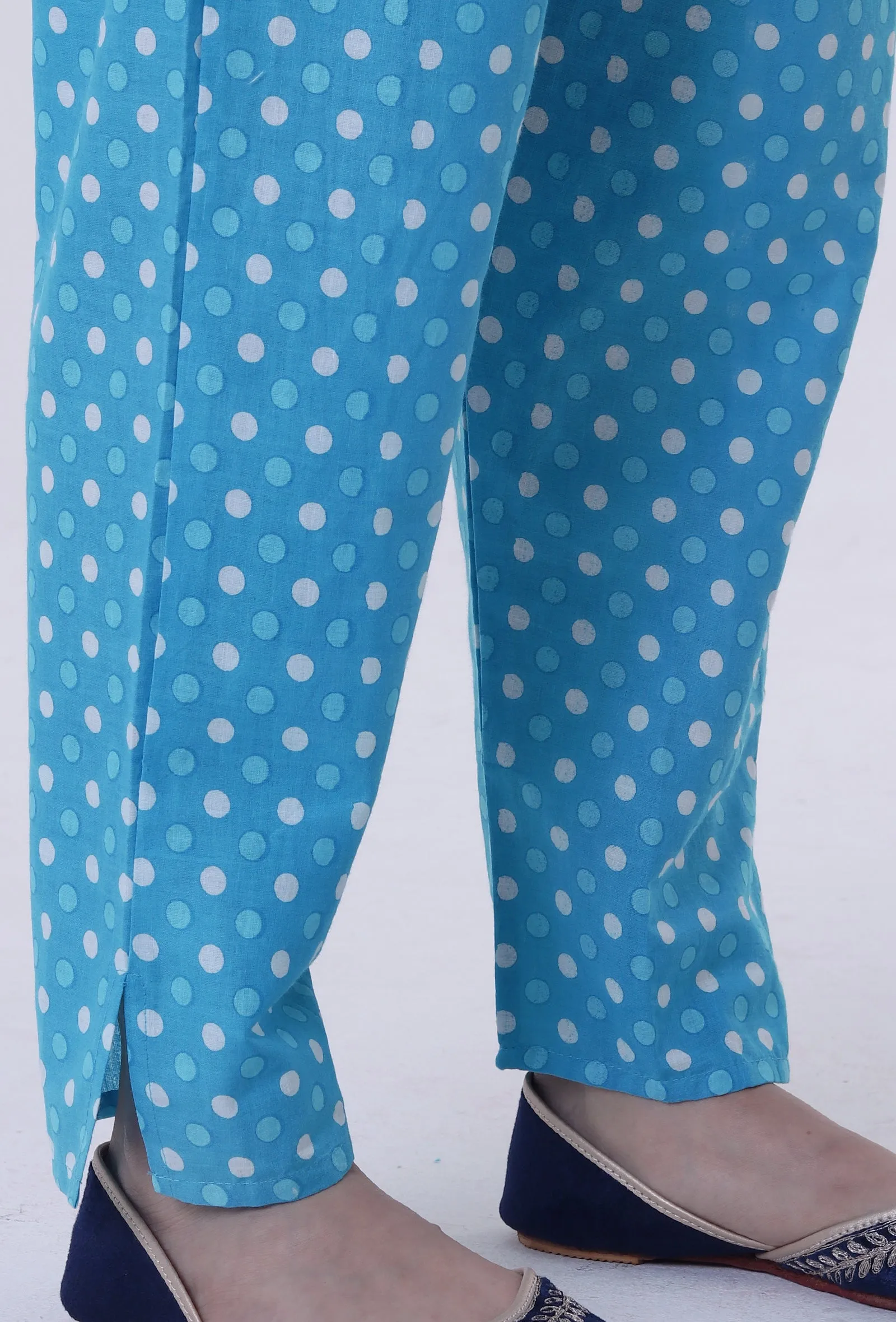 Set Of 2: White Cotton Kurta & Pant Set with Blue Motif