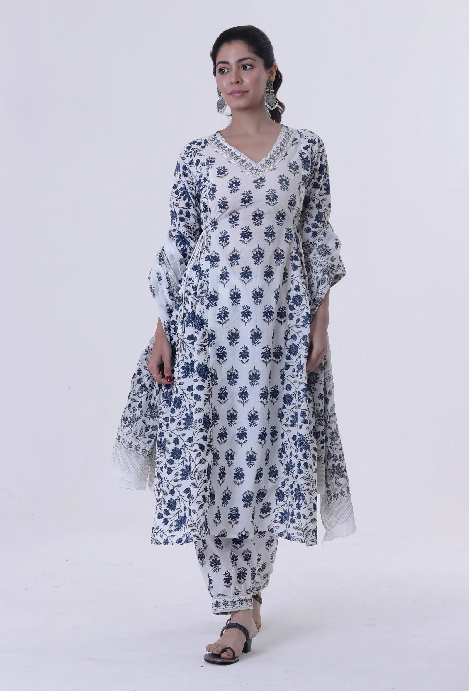 Set Of 3: Blue Motif White Cotton Kurta With Pant & Dupatta Set