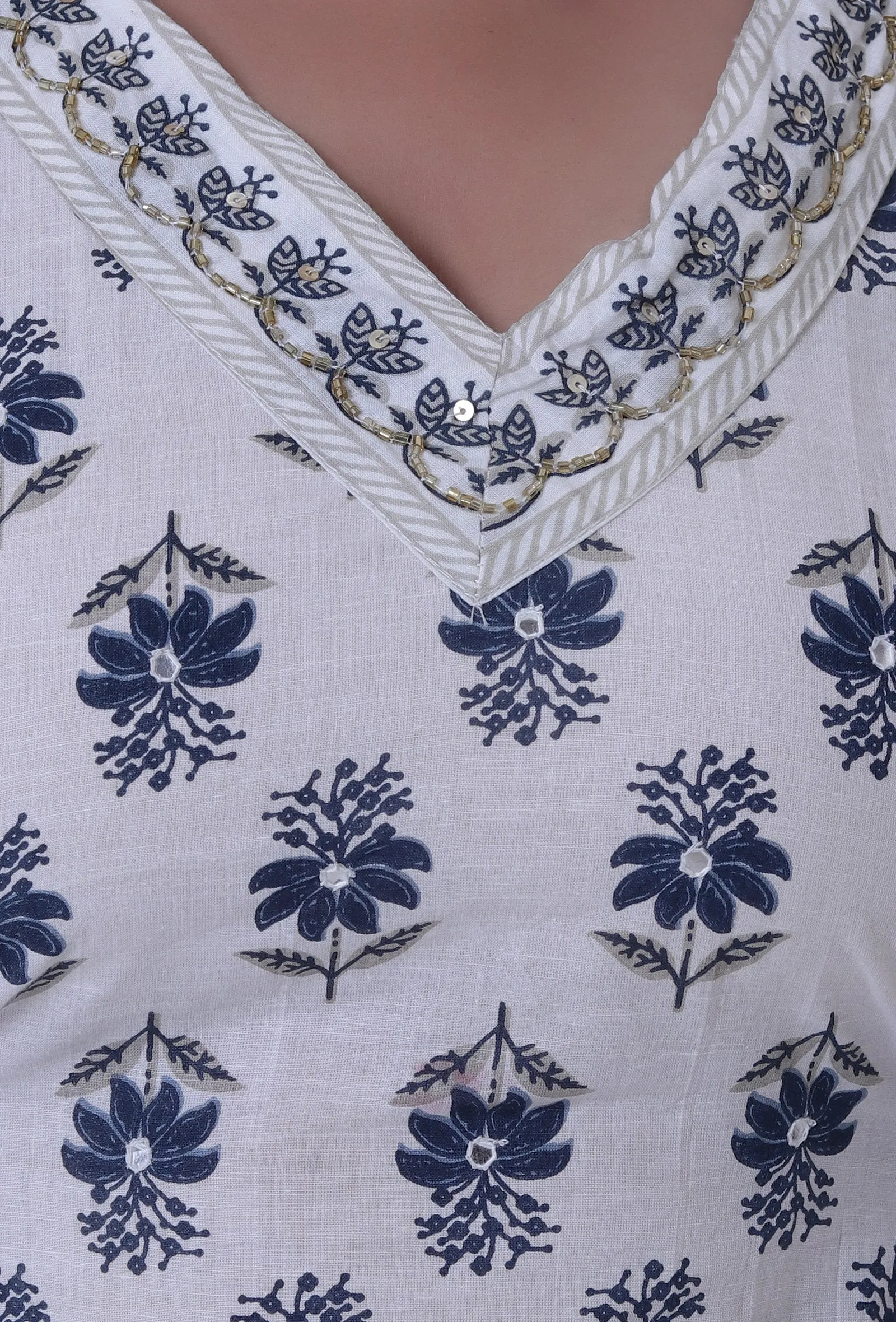 Set Of 3: Blue Motif White Cotton Kurta With Pant & Dupatta Set