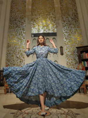 Women Indigo Blue High Low Flared Kurta With Belt