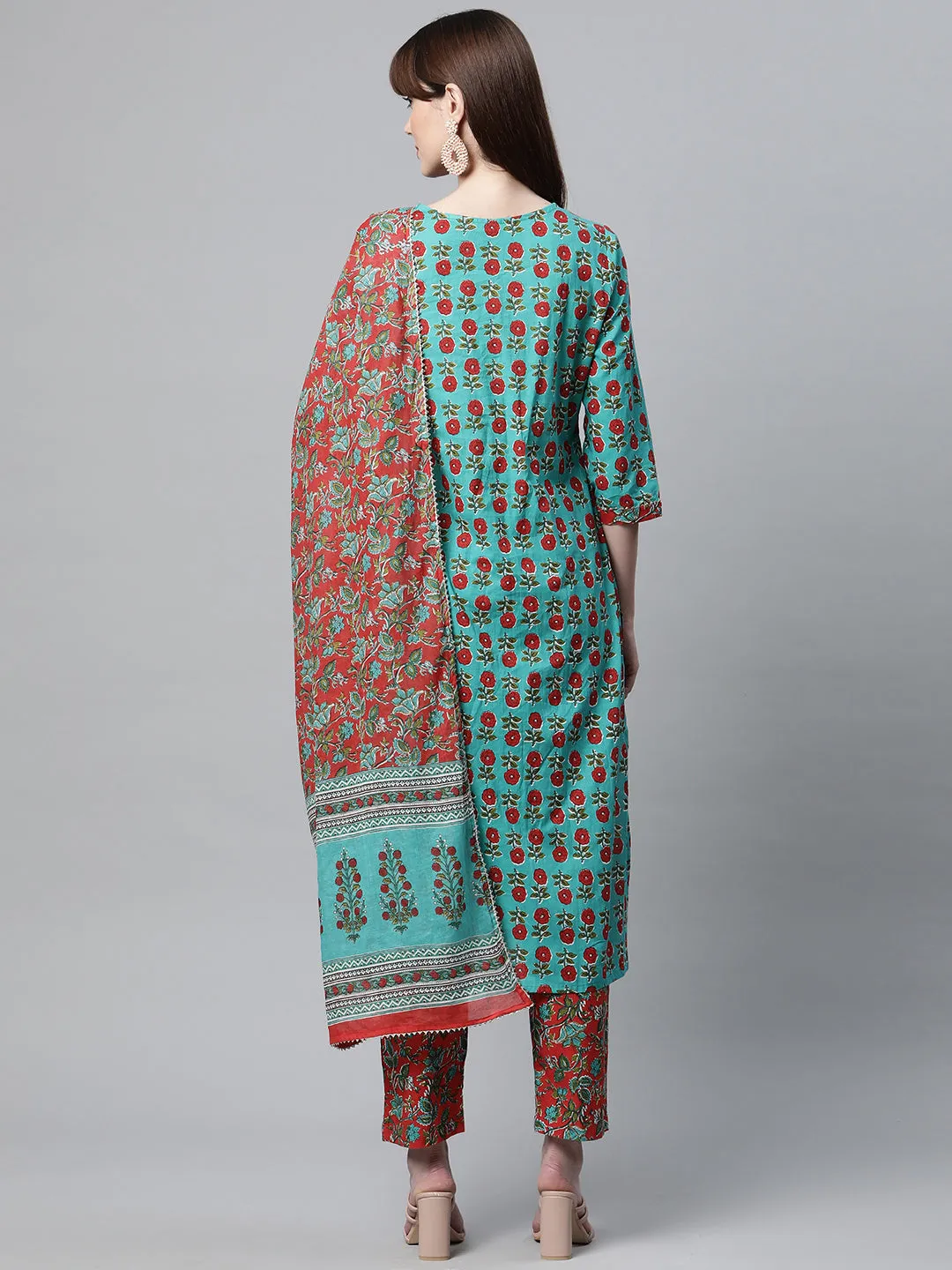 Women Rama Green Cotton Straight Kurta Pant Set With Dupatta