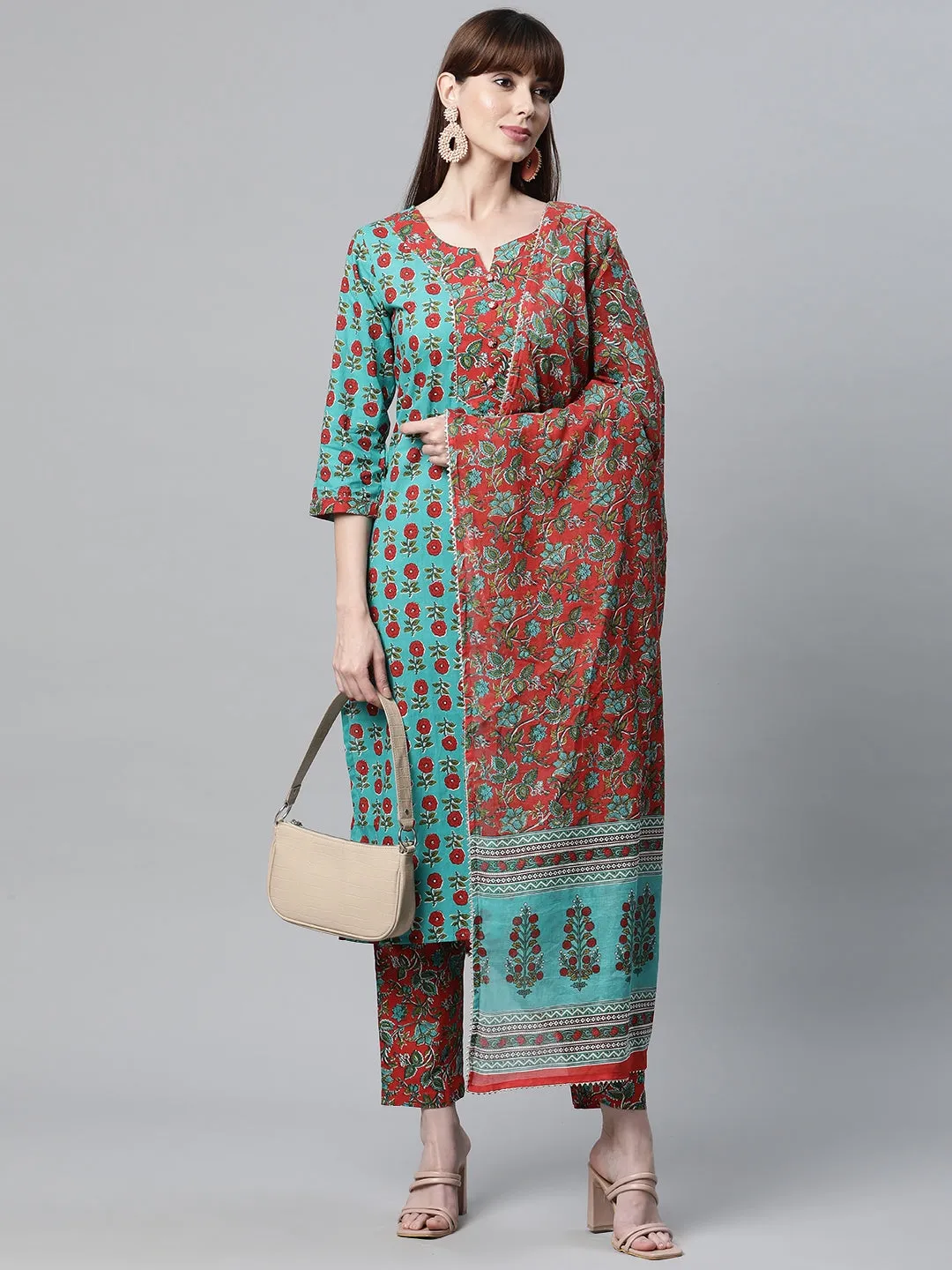 Women Rama Green Cotton Straight Kurta Pant Set With Dupatta